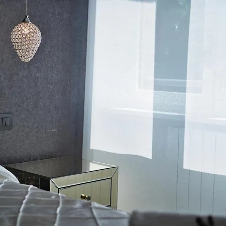 Distinto Suite & Rooms Lecce Exterior foto